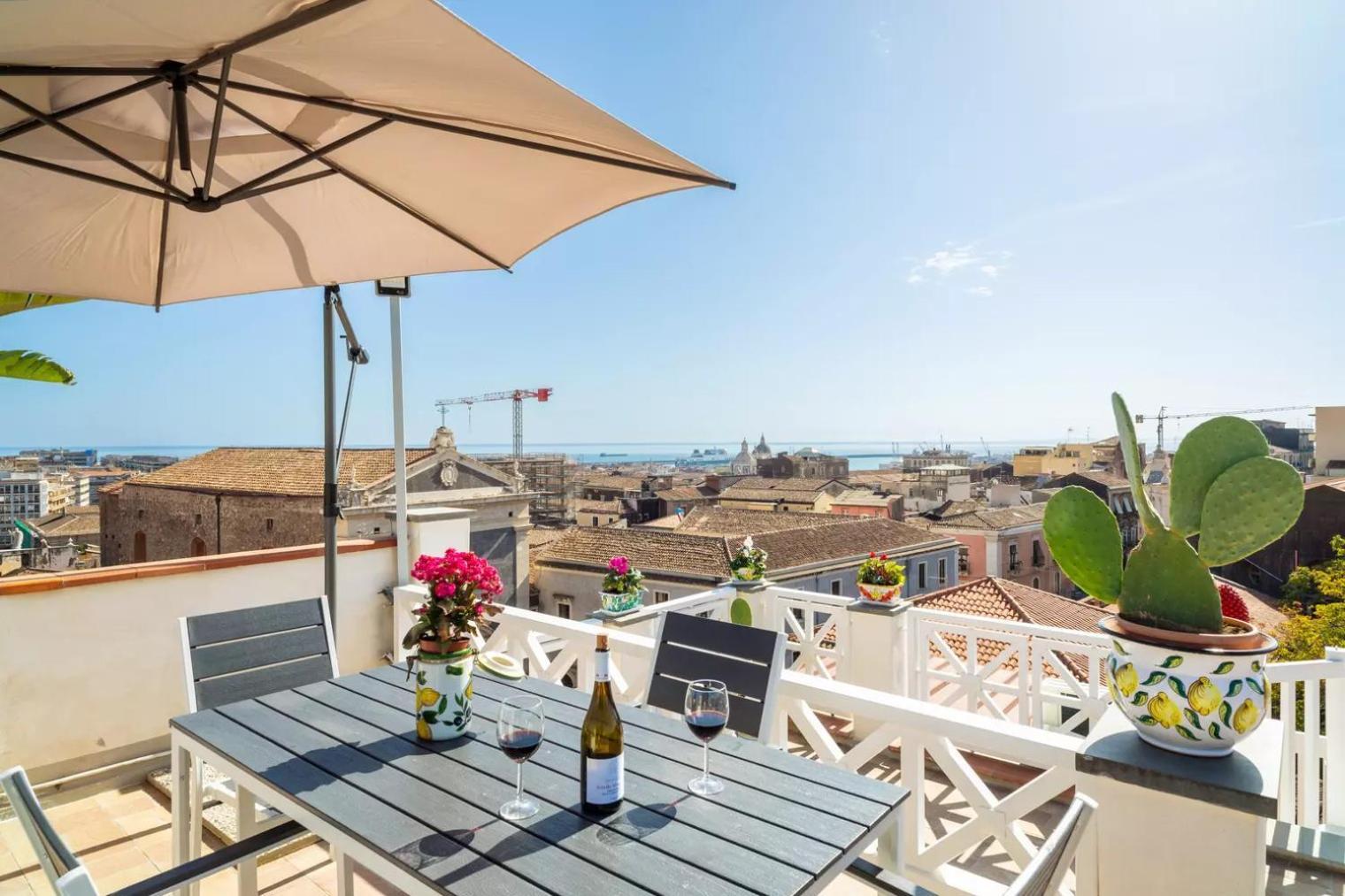La Terrazza Sul Cielo Apartment Катания Екстериор снимка