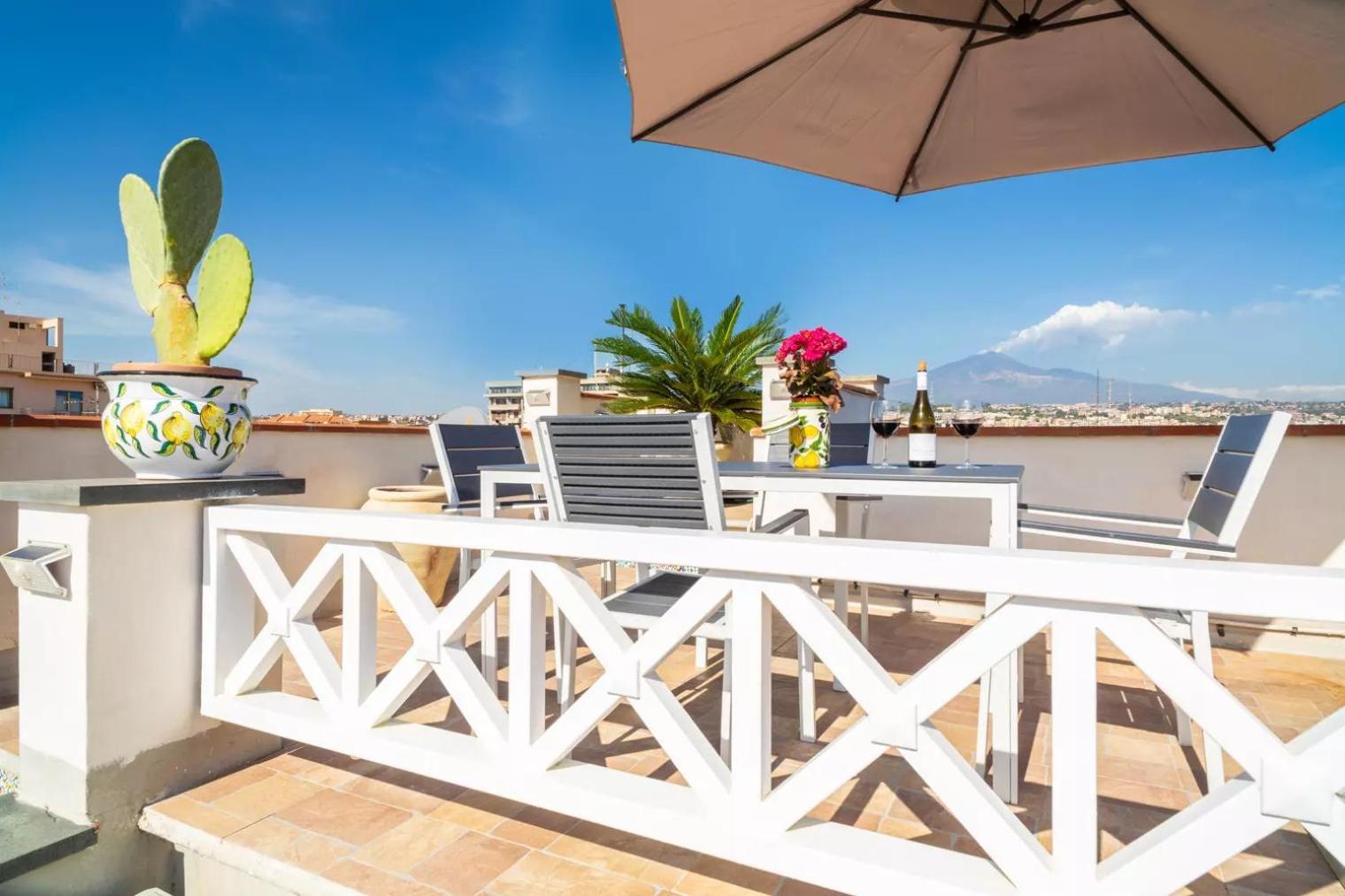 La Terrazza Sul Cielo Apartment Катания Екстериор снимка