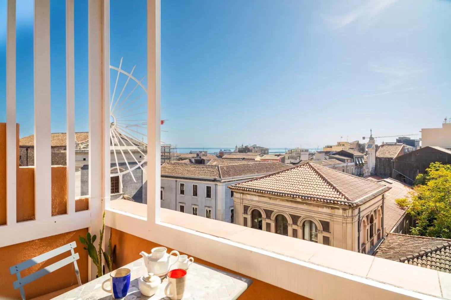 La Terrazza Sul Cielo Apartment Катания Екстериор снимка