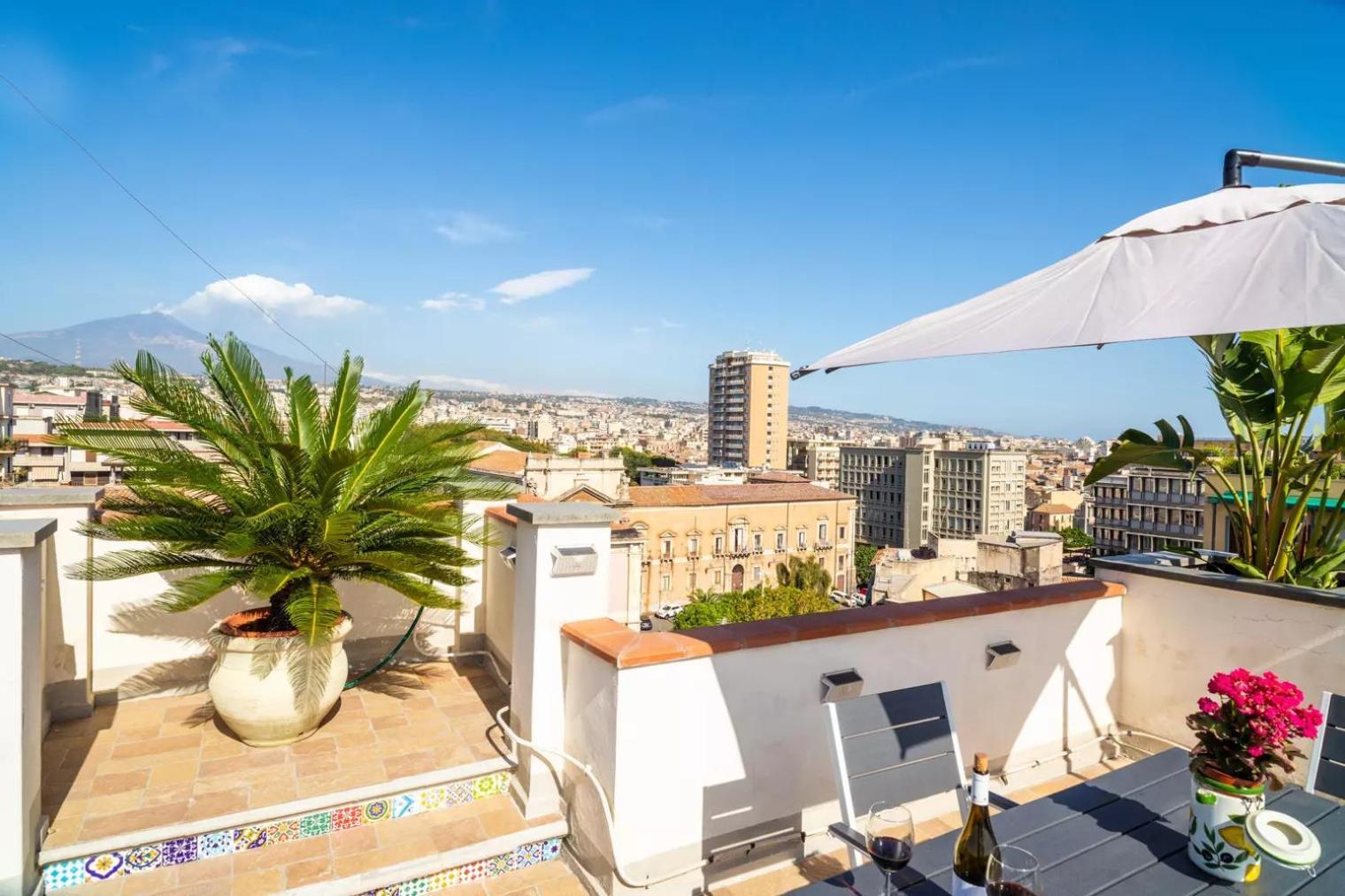 La Terrazza Sul Cielo Apartment Катания Екстериор снимка